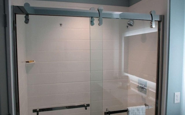 Randall St , 202/204