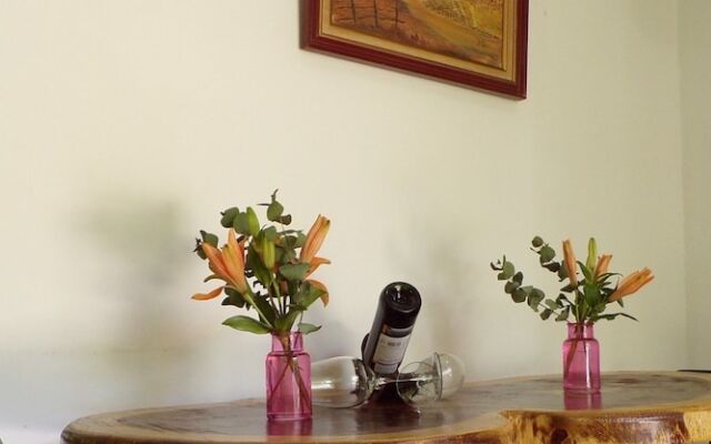Mycasa's Bed and Breakfast