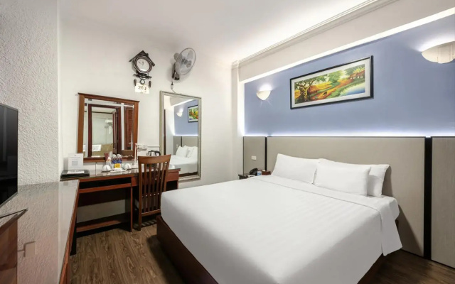 A25 Hotel - 44 Hang Bun