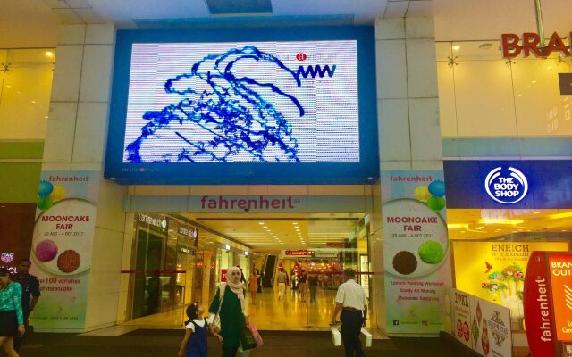 Makam Service Suites Times Square