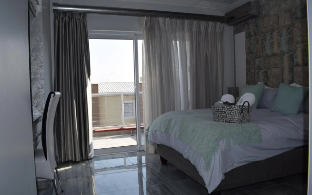 Aya Luxury Apartment 84