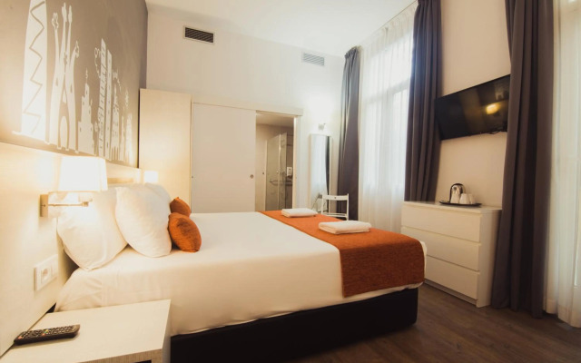 Hostal Live Barcelona