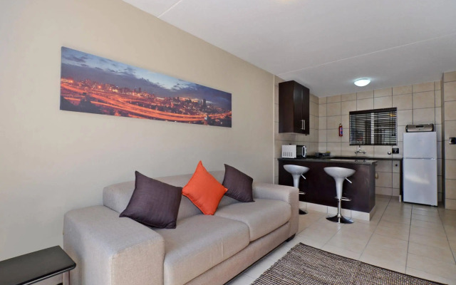 Jozi Apartments Radiokop