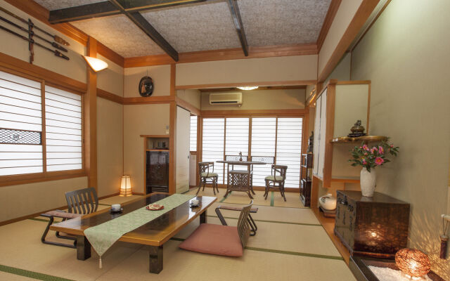 Hotel Housenkaku
