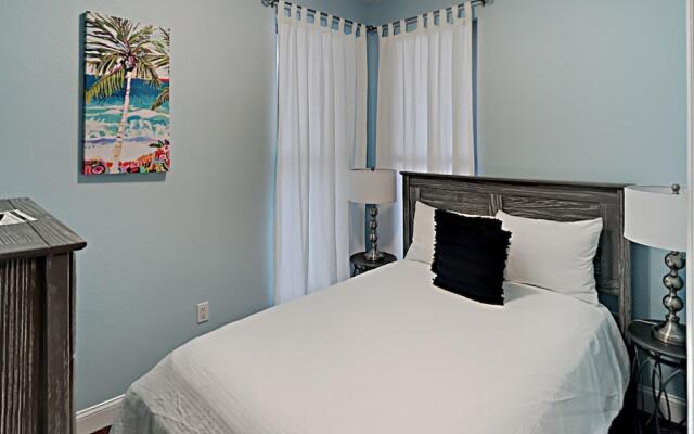 Emerald Dolphin by Southern Vacation Rentals