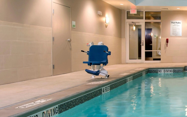 Holiday Inn Indianapolis Airport by IHG
