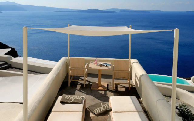 Mystique, a Luxury Collection Hotel, Santorini