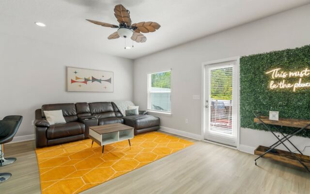 7654 Shadow Lake Drive - Ocean's Eleven