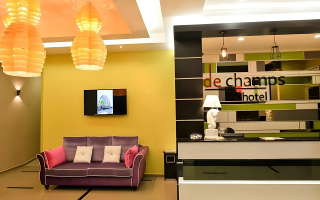 De Champs Hotel