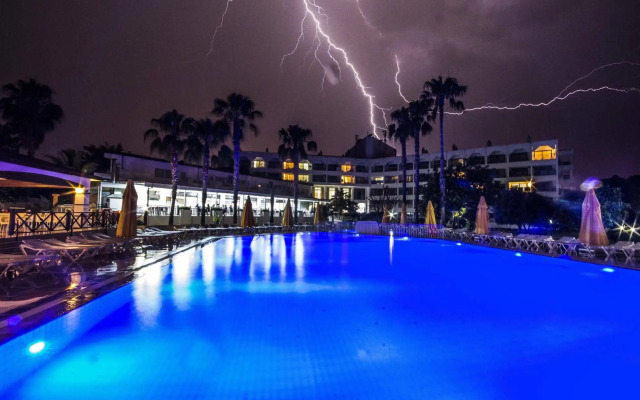 Serra Park Hotel