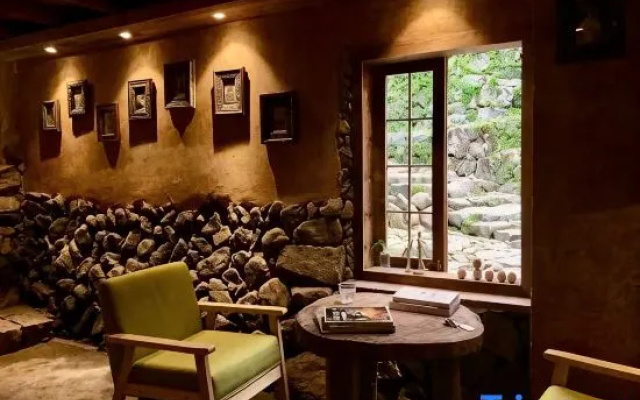 Baiyin Valley·16 Chambers — 4-star hotel in Lishui