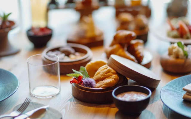 Charmant Petit Hotel