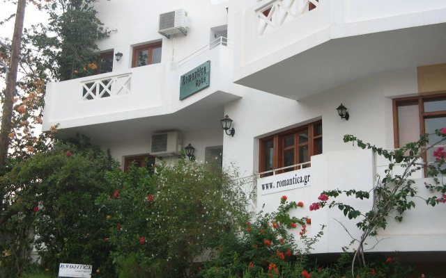 Romantica Hotel Apartments