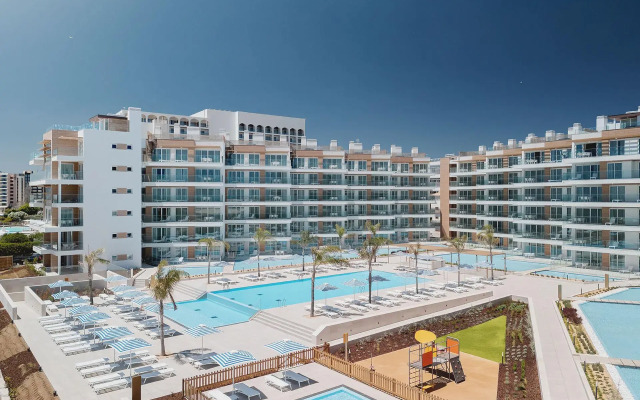 Dom Pedro Residences