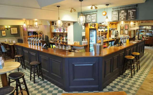 The White Hart by Green King Inns