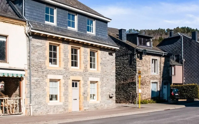 Suave Holiday Home in Vresse-sur-semois With Garden