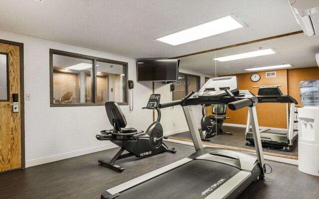 Spark by Hilton Denver East I 70