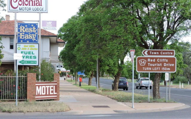 Red Cliffs Colonial Motor Lodge