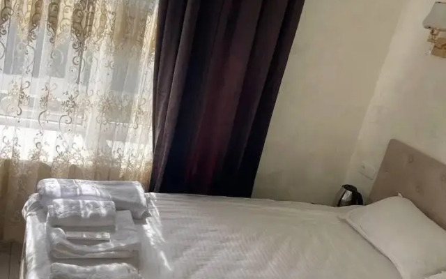 GREEN Hotel