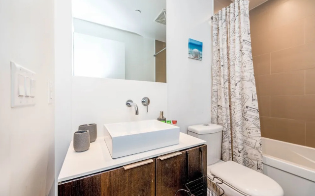 PlanURstay - Toronto Downtown