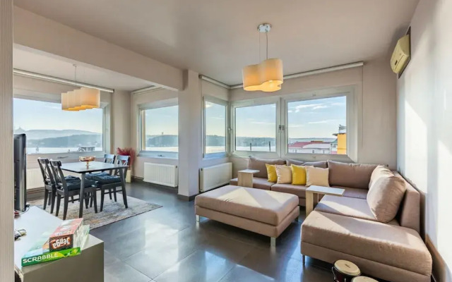 Stylish Apartment With Panaromic View in Besiktas