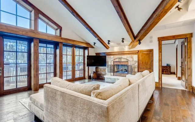 1-#42 4BD One Willow Bridge Road