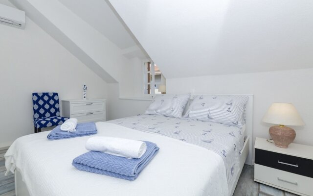 House Morko1