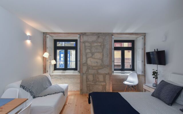 Live Porto & Douro - Almada