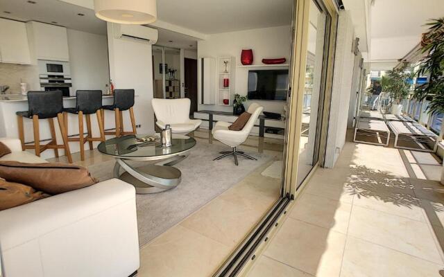 Appartement Cannes, 3 pièces, 6 personnes - FR-1-470-53