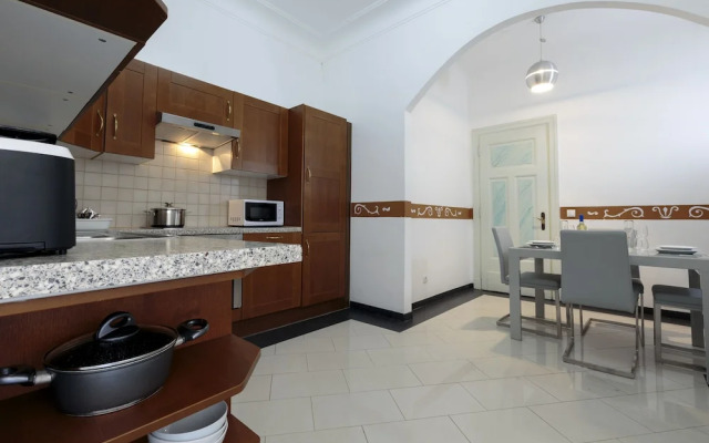 The Queen Luxury Apartments - Villa Gemma