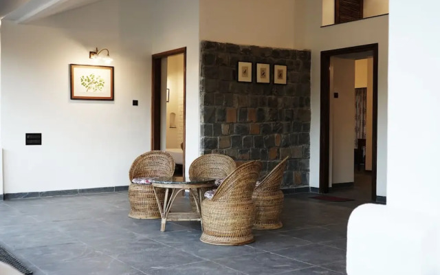 Village Machaan Resort