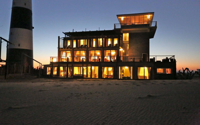 Pelican Point Lodge
