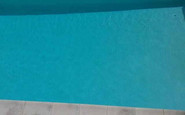 Hôtel Le Saint Pierre à St-Pierre de Chignac en Périgord