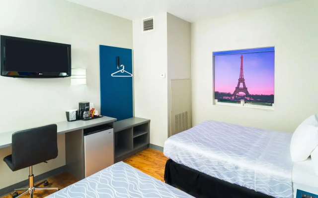 Studio Z Ascend Hotel Collection