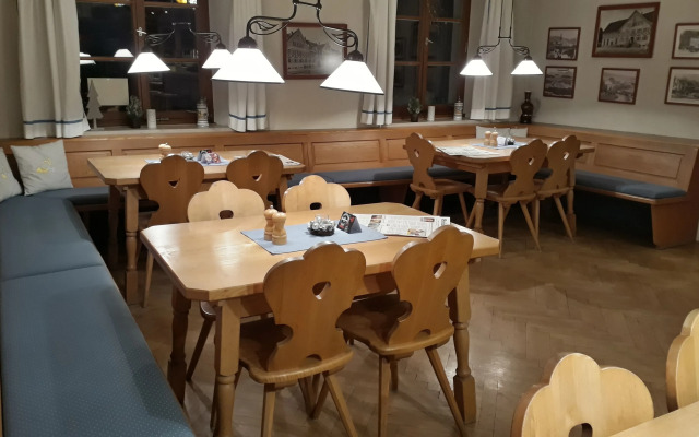 Hotel & Gasthof Zur Post