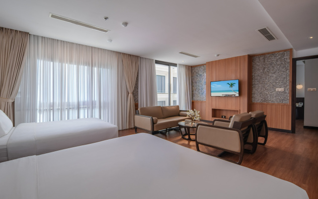 Majestic Premium Hotel – Guest Rooms – Nha Trang