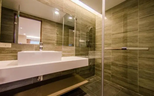 Palm Tree Hotel Kenting