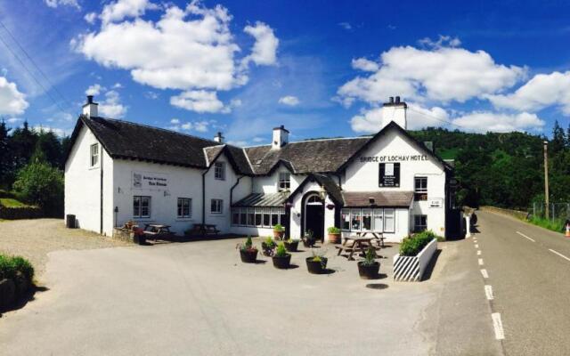 The Bridge Of Lochay Hotel