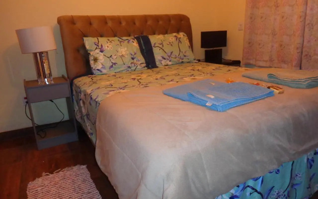 Monte Verde Inn Suítes com Hidromassagem dupla