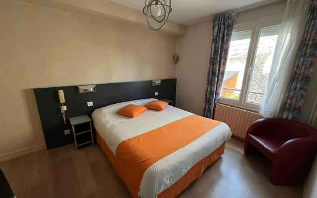 Logis hôtel de la Barque