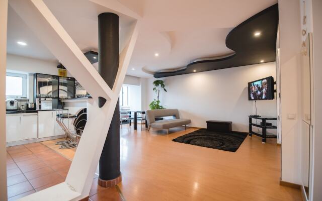 Nicopole Apartment