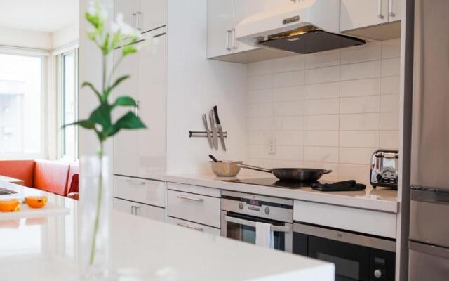 Yutaka Townhouse