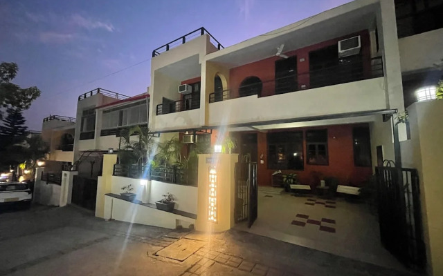 White House By The Ganges