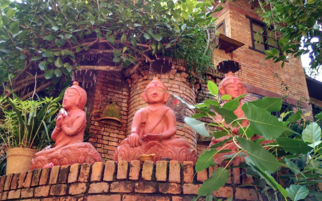 Hotel Vajra