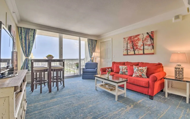 Daytona Beachfront Condo w/ Ocean View