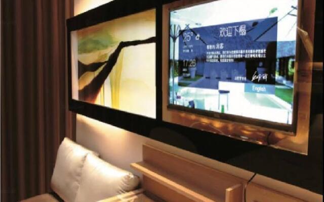 Lavande Hotel Wuhan Huanghelou Branch