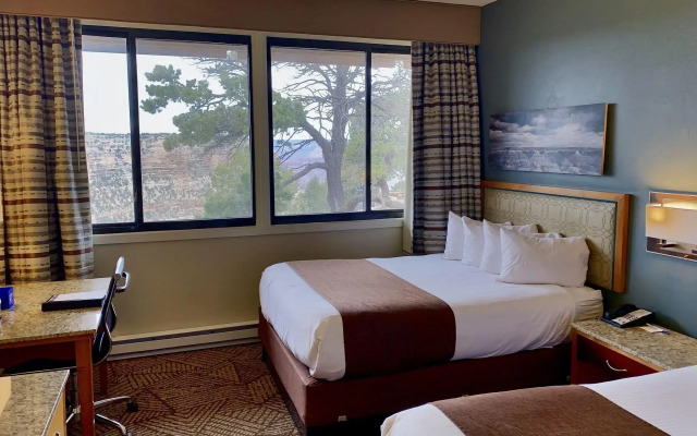 Thunderbird Lodge - Inside the Park