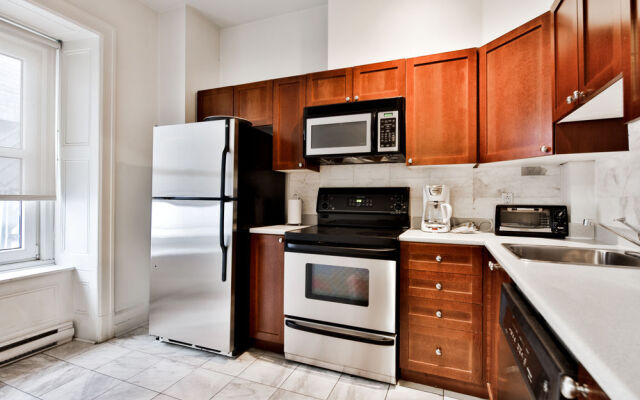 Sonder by Marriott Bonvoy Le Victoria Apartments Old Montreal