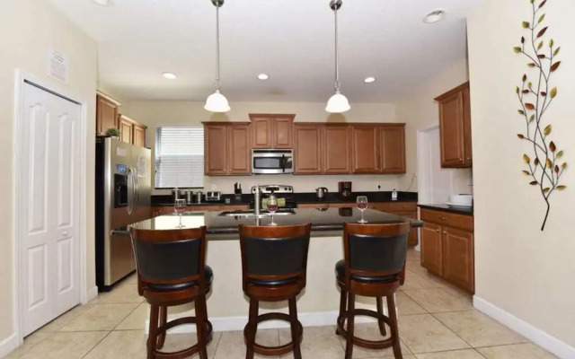 Paradise Palms - 5 BR Villa with fully equipped kitchen! - FVV 40479