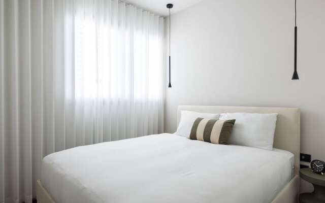 Skyline Serenity by tlv2rent